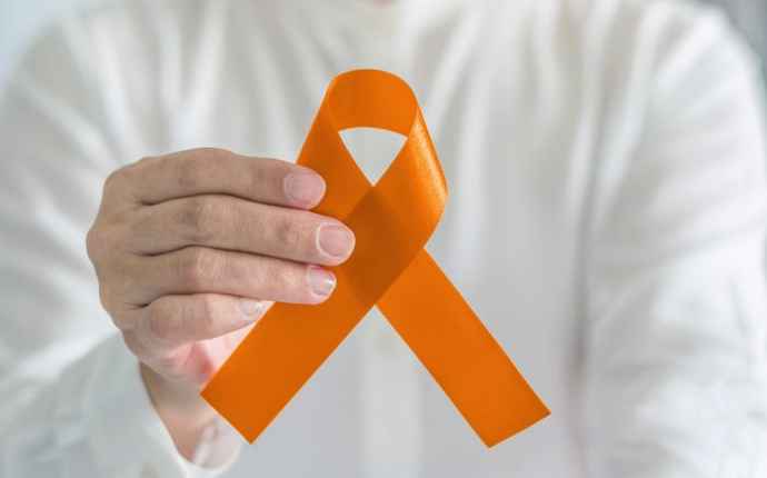 Den orange sløjfe er symbol på støtte til nyrekræftramte