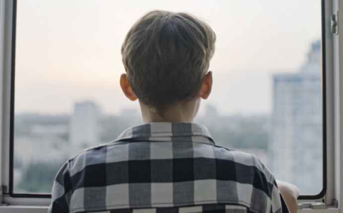 Stephanies søn er hårdt ramt af atopisk eksem: “Det er mere end en hudsygdom”